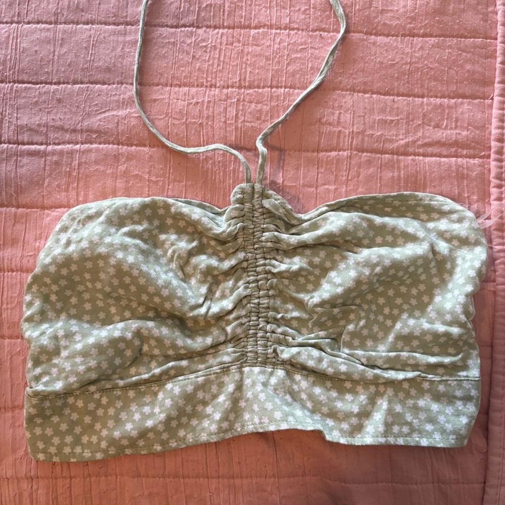 Cropped halter top